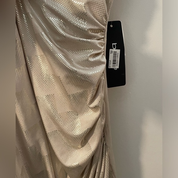 NEW Bebe Gold Sparkle Cowl Neck Lined Mini Slip Dress Size XL New Year's Dress! - Picture 4 of 12